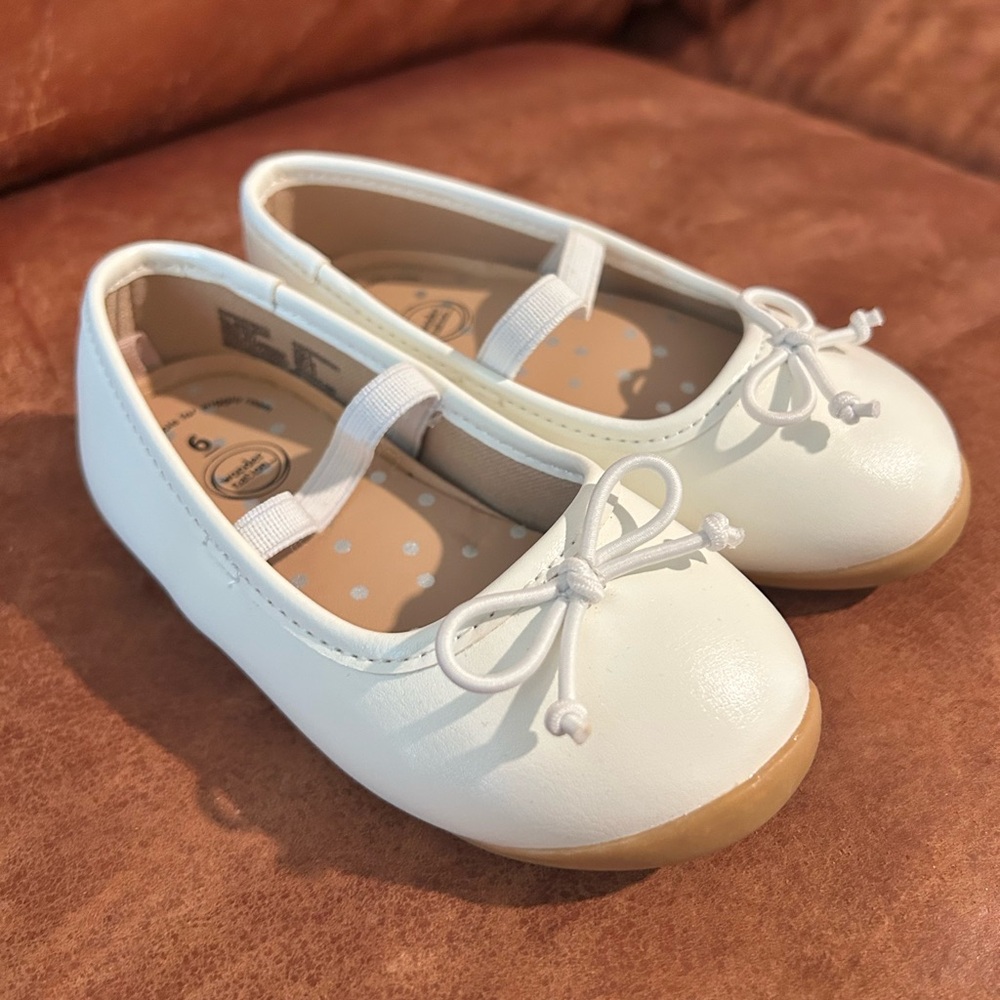 Wonder Nation White Kids Dress Shoes